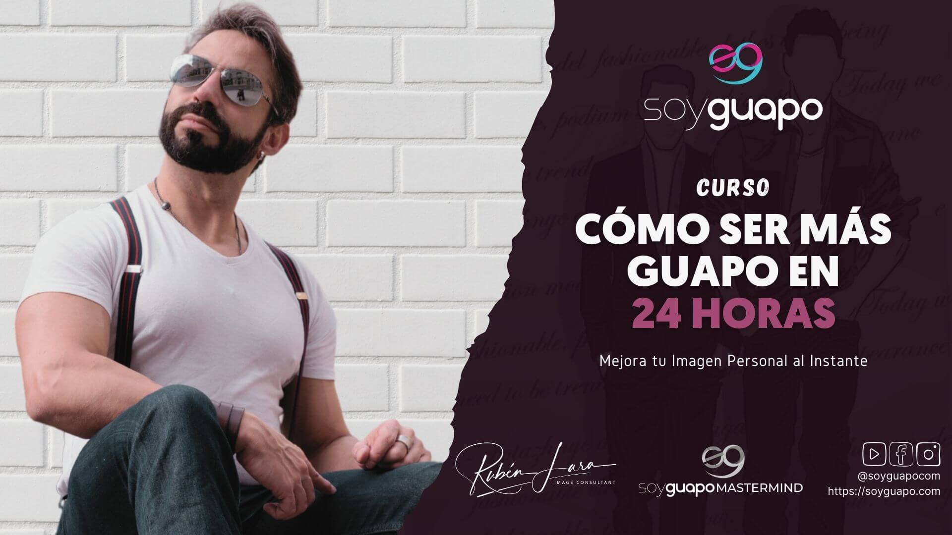 Rubén Lara con gafas de sol se sienta junto a una pared cerca de un anuncio en español sobre cómo ser más guapo en 24 horas.