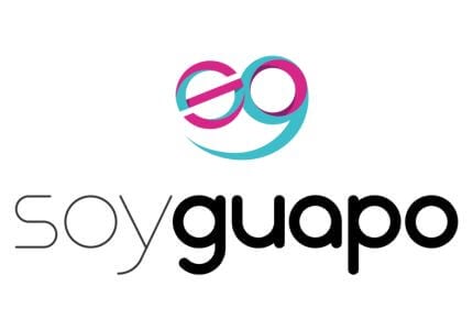 Logotipo estilizado con "sg" entrelazados en rosa y verde azulado, con "Marca Soy Guapo" debajo en fuentes modernas.